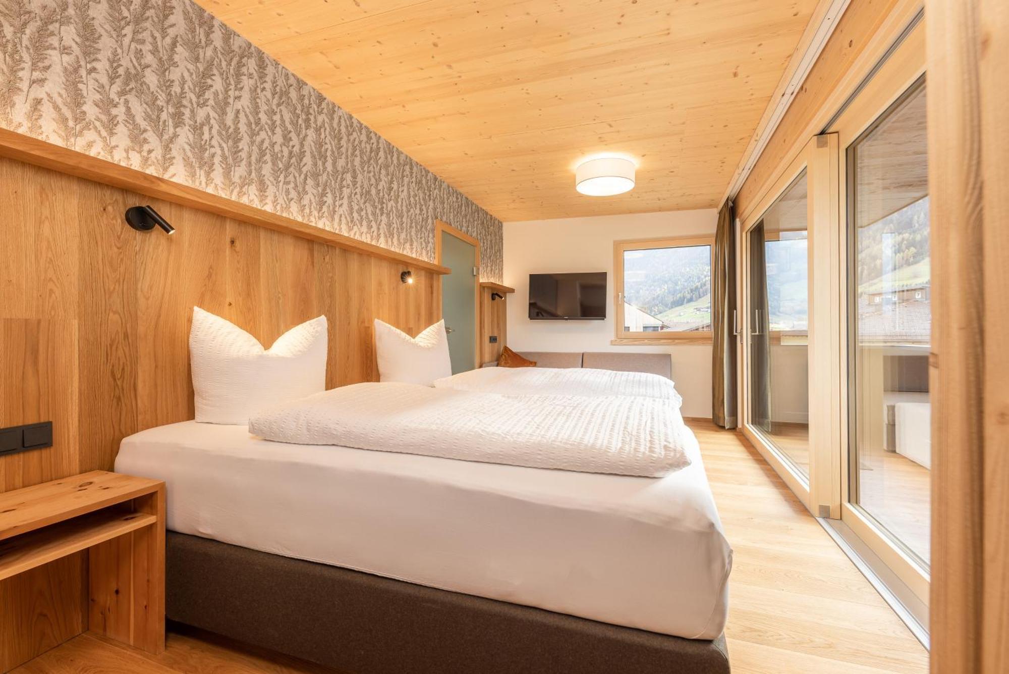 Pension Gulla - Ferienhaus Appartements B&B Neustift im Stubaital Exterior photo